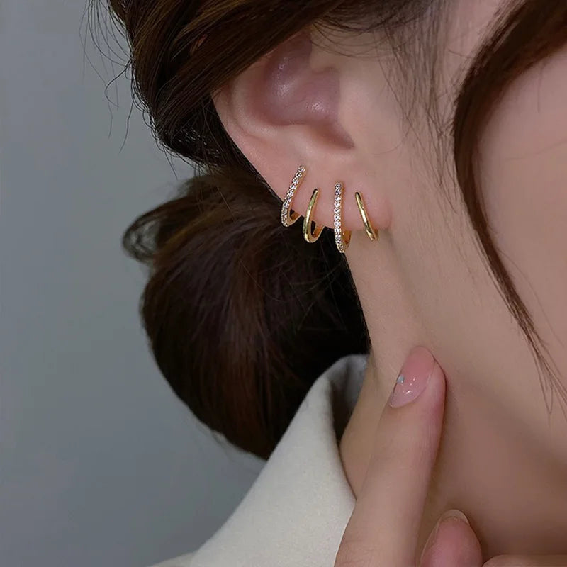 2023 New Bright Crystal Luxury Korean Unusual Claw Stud Earrings Ear Piercing Hook Irregular Pearl Christmas Jewelry Gift